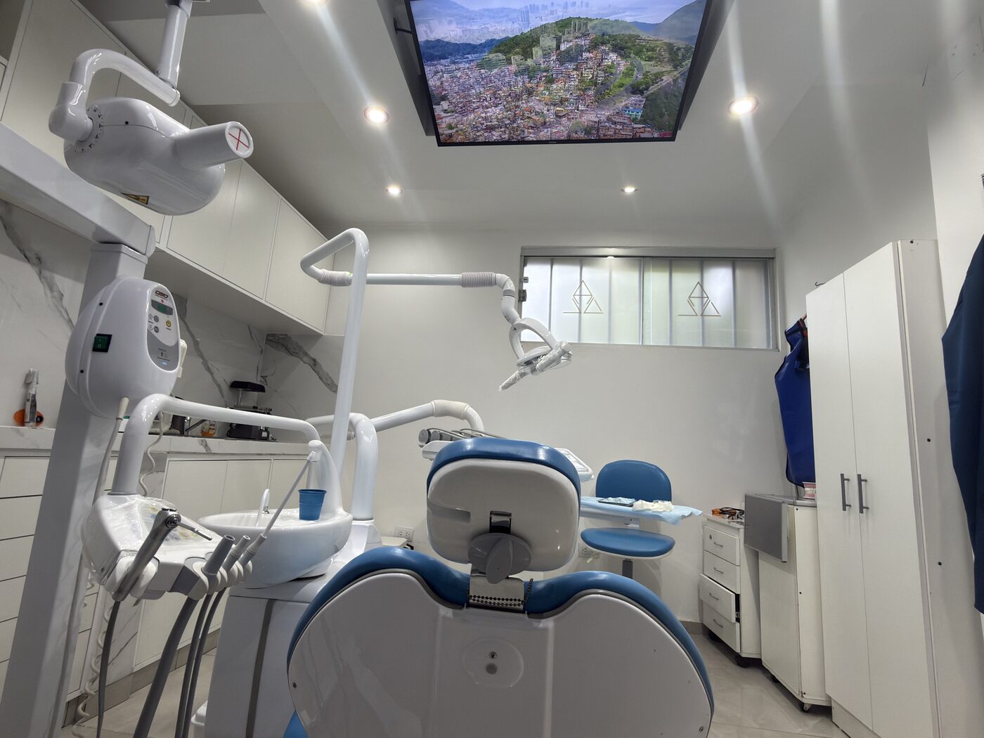 Consultorio de implantes dentales en DAC Odontología